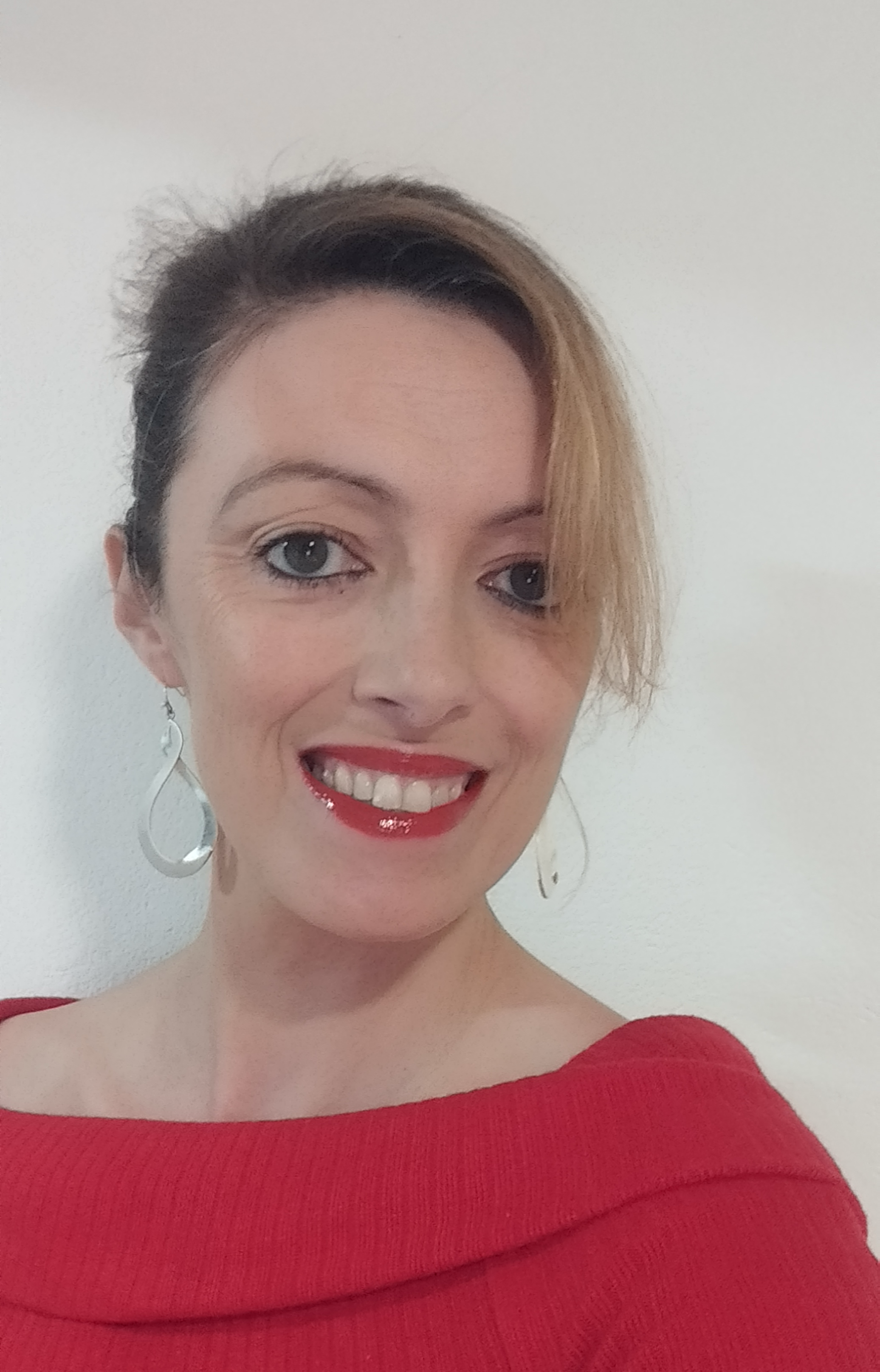 Dr. Silvana Meira das Neves